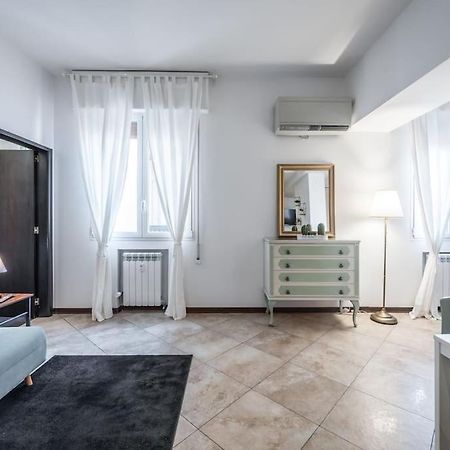 Апартаменти Sotto Le Due Torri 5* Болонья Екстер'єр фото
