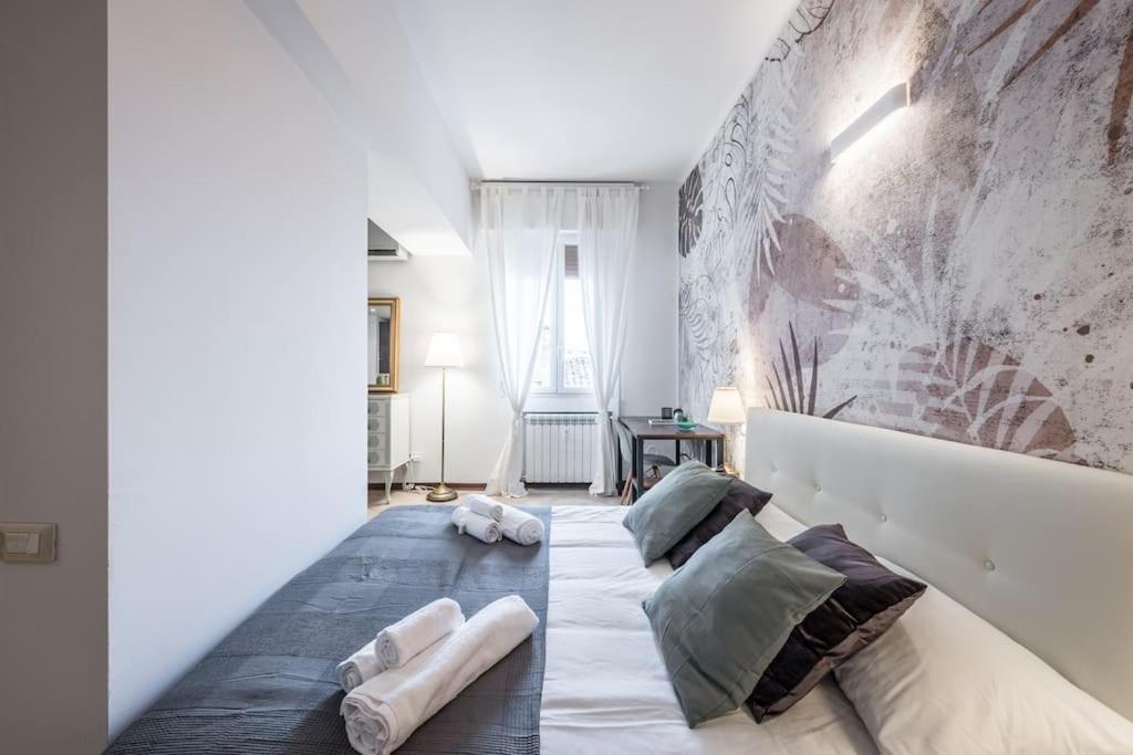 Апартаменти Sotto Le Due Torri 5* Болонья Екстер'єр фото