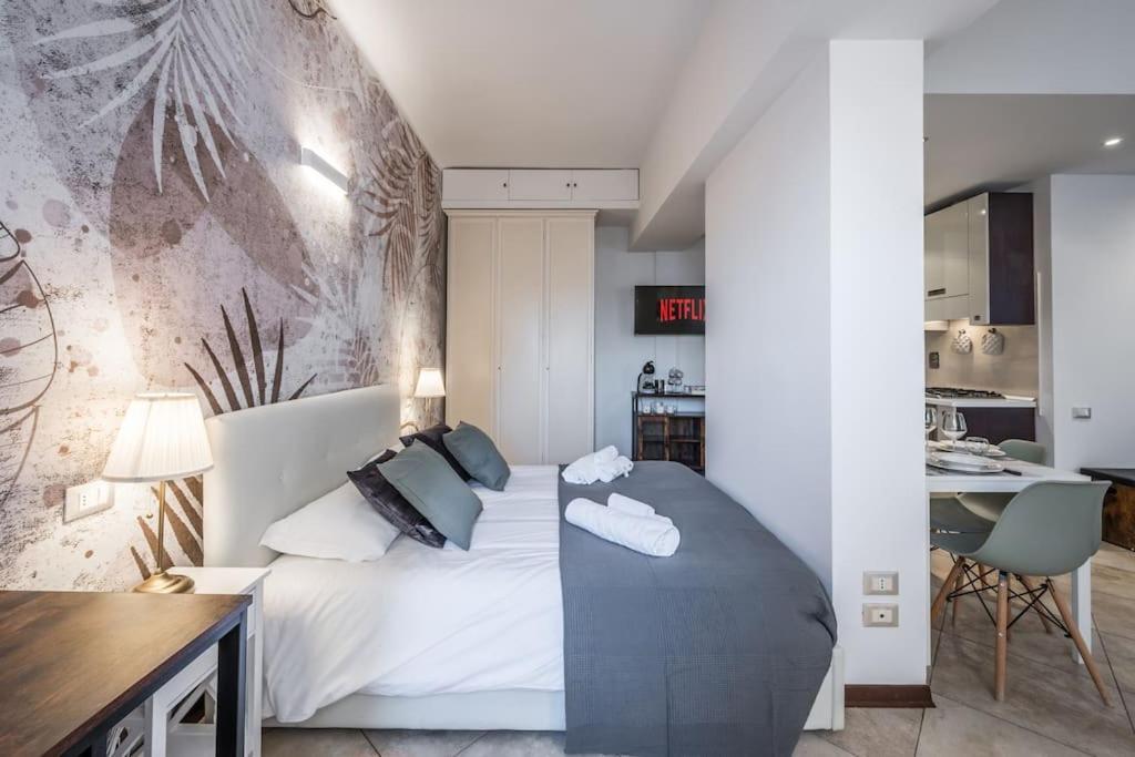 Апартаменти Sotto Le Due Torri 5* Болонья Екстер'єр фото
